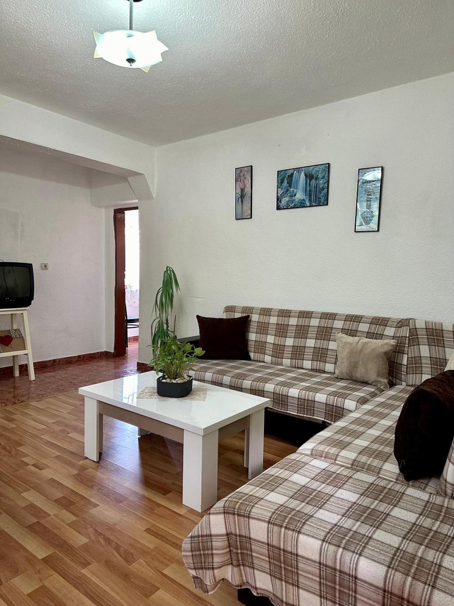 Jea House Apartment Поградец Екстериор снимка